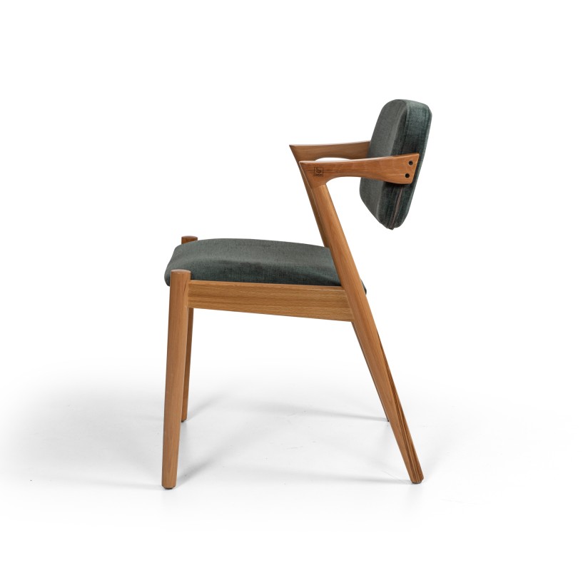 Kamsan Sandalye İnegöl Bursa Mobilya– Sandalye, Masa ve Oturma Grupları Üretimi