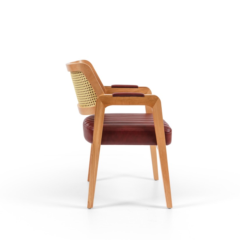 Kamsan Sandalye İnegöl Bursa Mobilya– Sandalye, Masa ve Oturma Grupları Üretimi